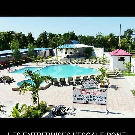 Auberge Pont-Gaudin Gonaives Eksteriør billede