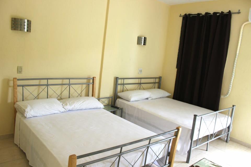 Auberge Pont-Gaudin Gonaives Eksteriør billede