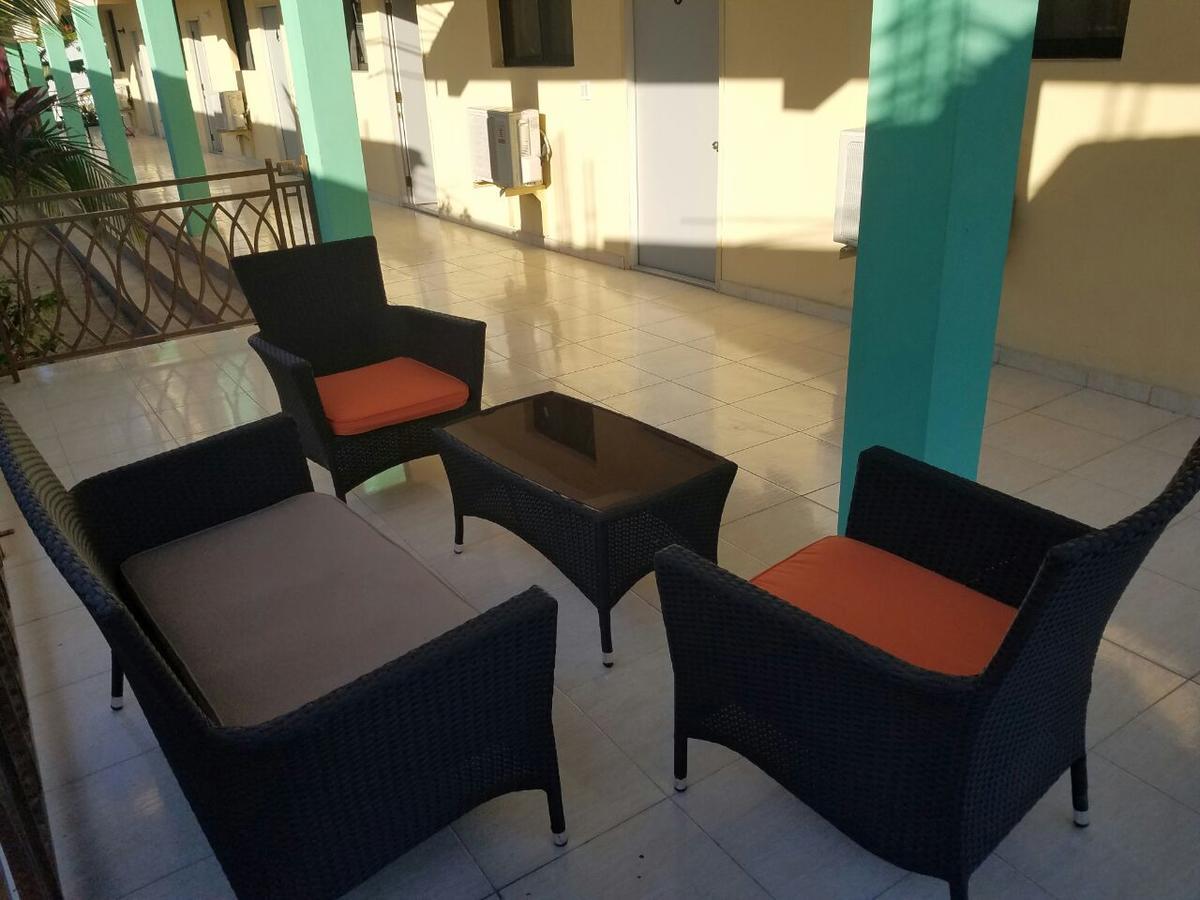 Auberge Pont-Gaudin Gonaives Eksteriør billede