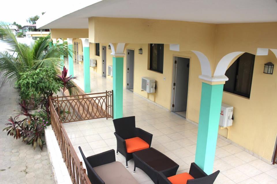 Auberge Pont-Gaudin Gonaives Eksteriør billede